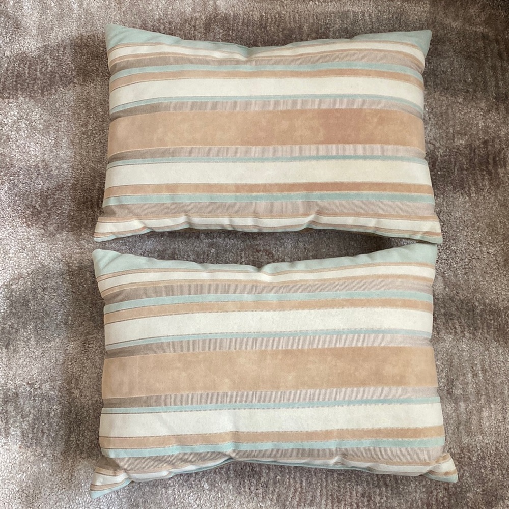 Set of 2 Striped Indoor Lumbar Throw Pillows